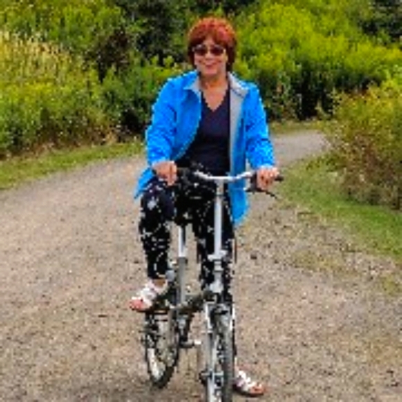 Meet your Posher, Kathleen - Picture 1 of 1